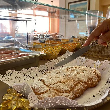 Hotel Casadei Rimini Dış mekan fotoğraf
