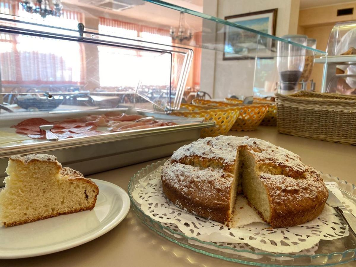 Hotel Casadei Rimini Dış mekan fotoğraf